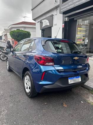 CHEVROLET ONIX 1.0 FLEX LT MANUAL CHEVROLET ONIX 1.0 FLEX LT MANUAL